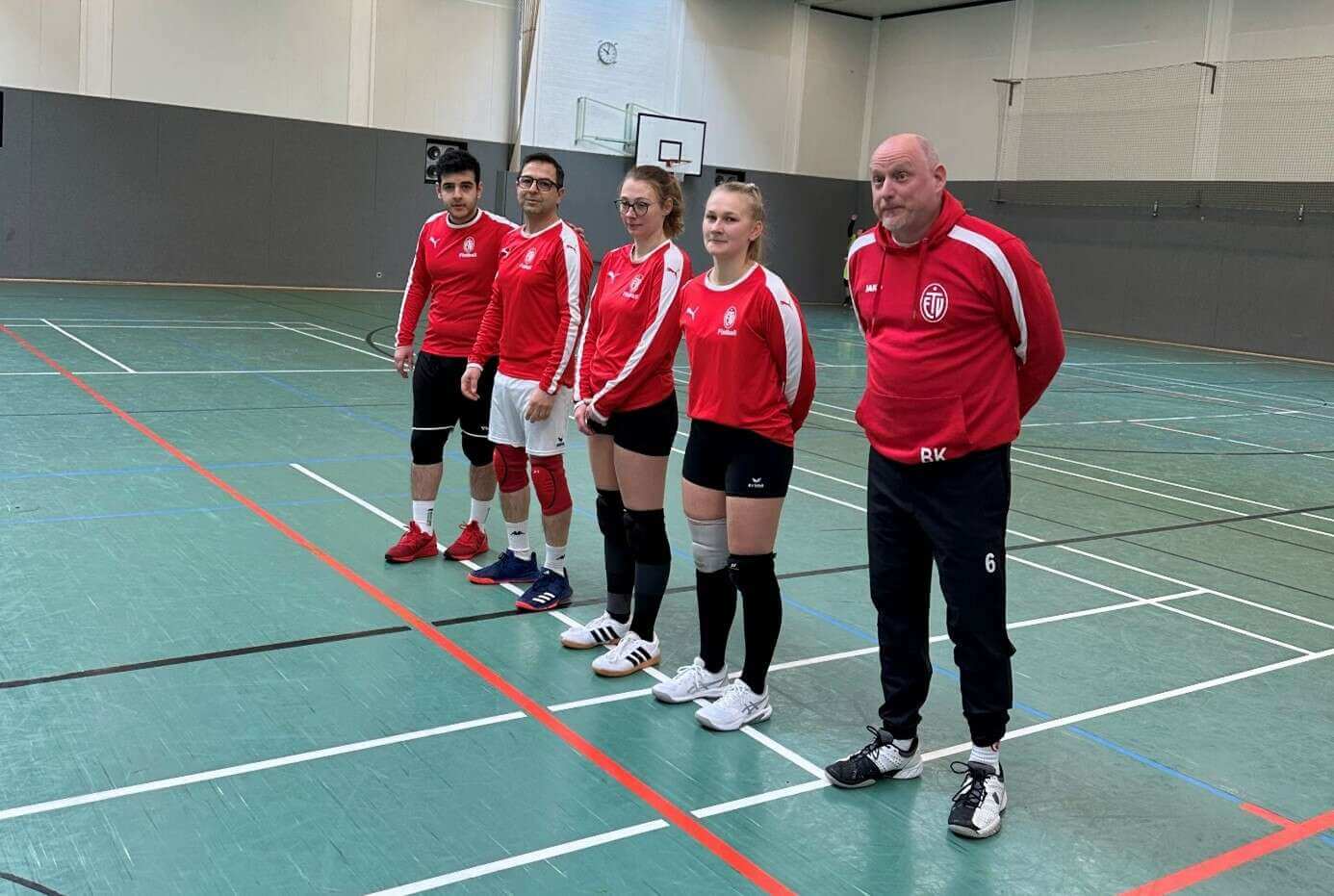 Faustballteam gemischt des ETV beim Saisonende